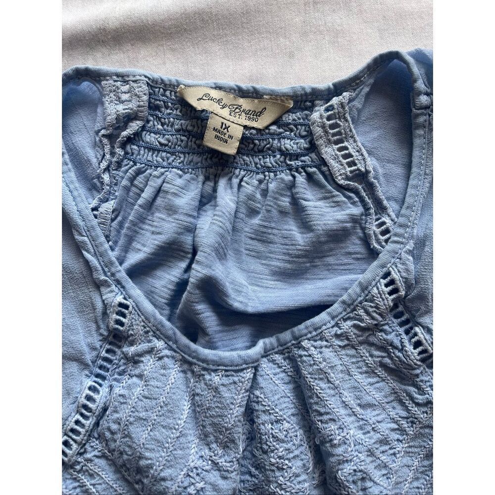 Lucky Brand Blue Embroidered Woman’s Tank Top Size 1X - Picture 3 of 6